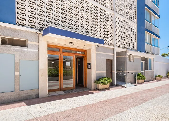 Copacabana 10-B Apartment Levante Beach